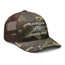 Load image into Gallery viewer, Camouflage trucker hat