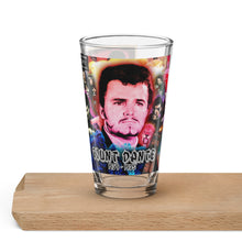Load image into Gallery viewer, Shaker pint glass
